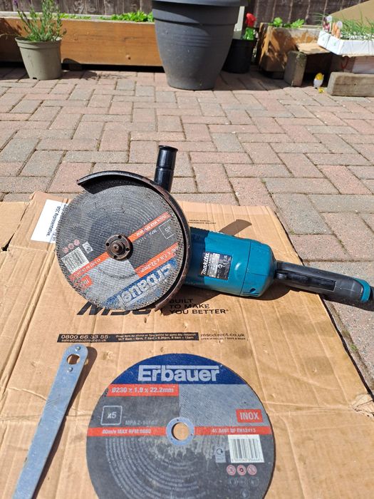 Szlifierka katowa Bosch Makita 240v