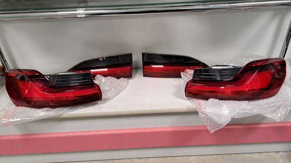 BMW X3 G01 X4 G02 фонарі фари задні рест дорест