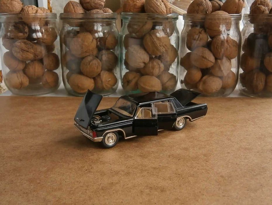 РАФ 22031 Скорая ГАЗ 13 Зил 130 Камаз 5511 Зил 117 модель СССР 1:43