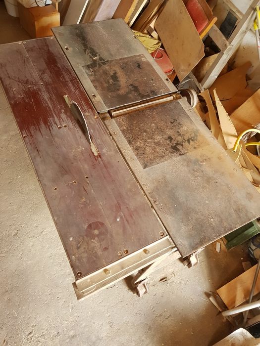 Деревообрабатывающий станок