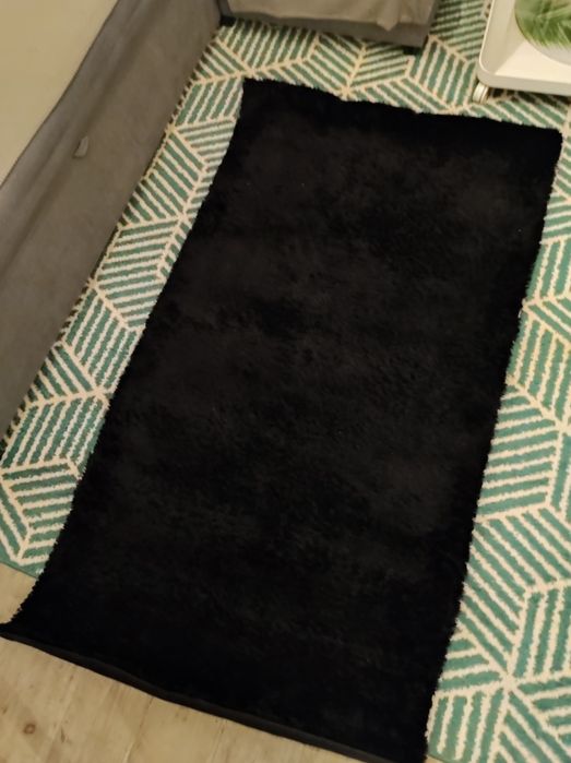 Tapetes vários azul e preto