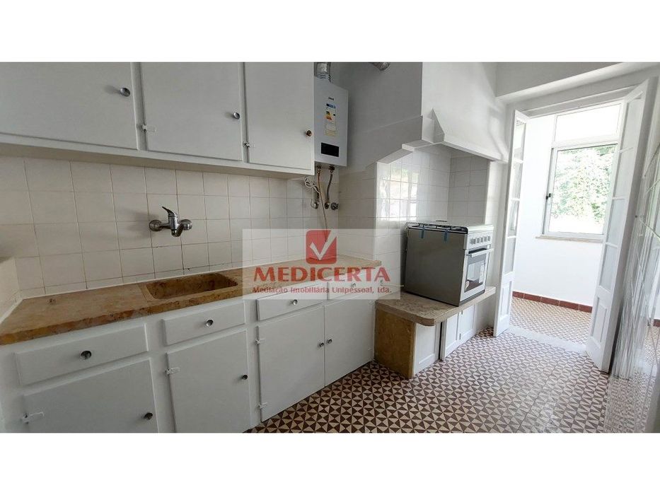 T2 - Queluz — Queluz E Belas, Lisboa
