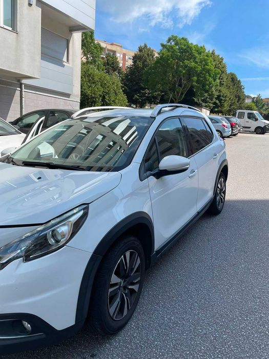 Peugeot 2008 — fotografia 3