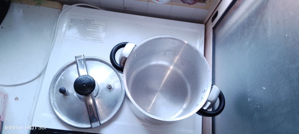 Panela de pressão Sirilampos