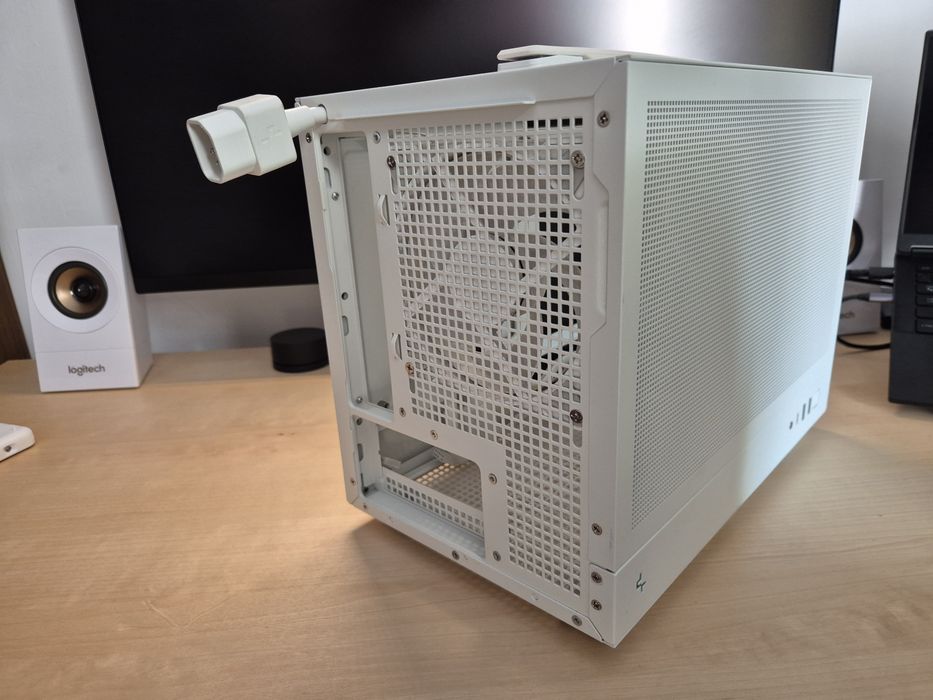Obudowa ITX DeepCool CH160 + 2× Arctic P14 Max PWM