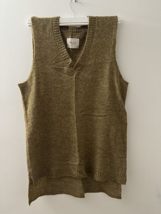Bezrękawnik sweterek wełniany PULZ  rozmiar M
