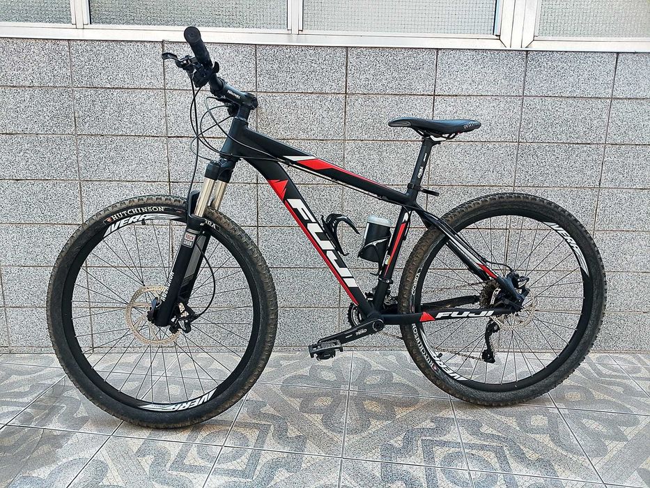 Bicicleta BTT Fuji Nevada 29 1.5 – RockShox
