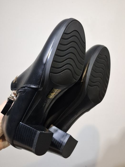 RS 37 półbuty czarne damskie nowe