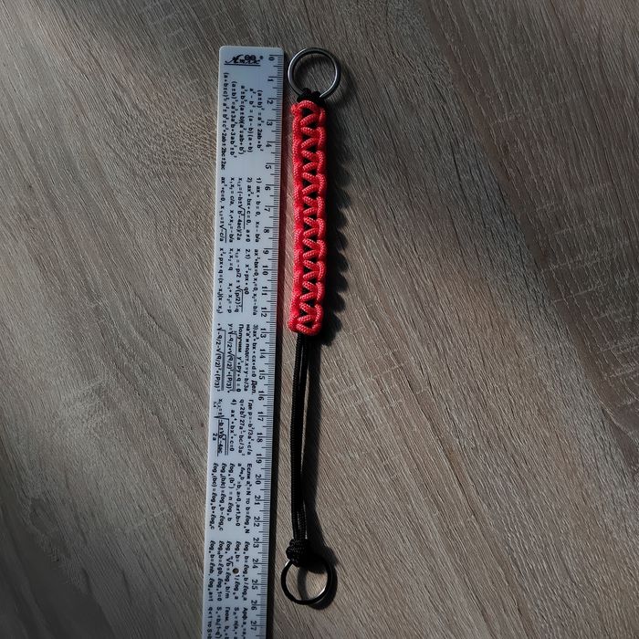 Брелок з кільцем. Паракорд.