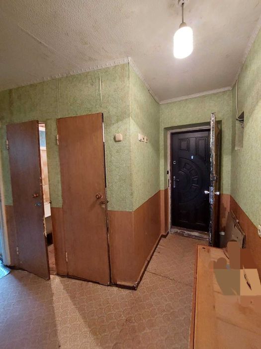 `Продам 2х кімнатну на Власівці