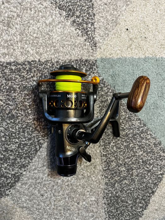 Kołowrotek Yumoshi 5000