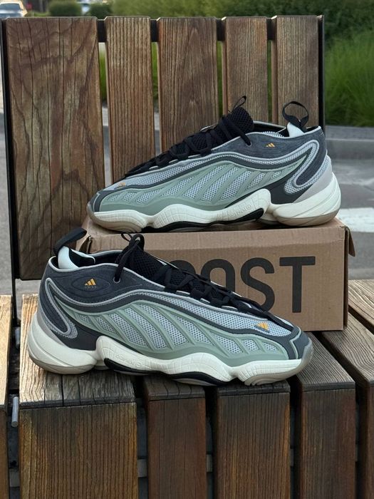 Чоловічі Кросівки Adidas Yeezy 500 mid
