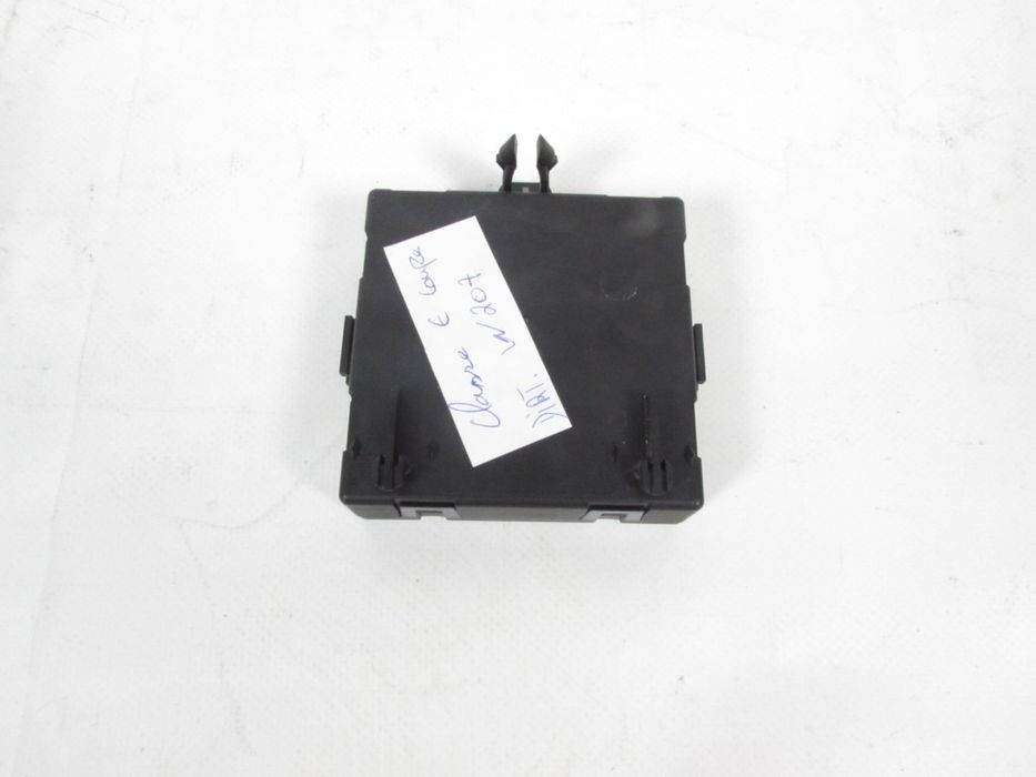 Modulo Porta Mercedes-Benz E-Class Convertible Ref: A2079001200