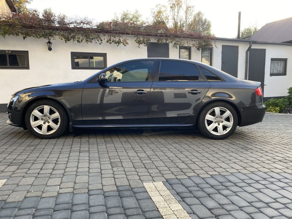 Audi A4 B8 Sedan