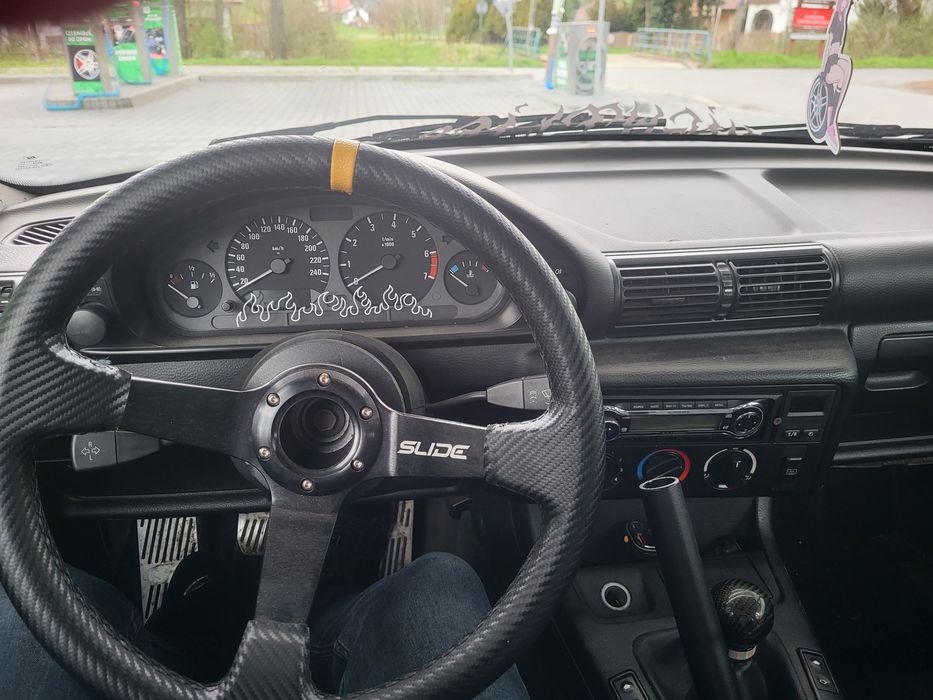 Bmw e36 compact 1.8is
