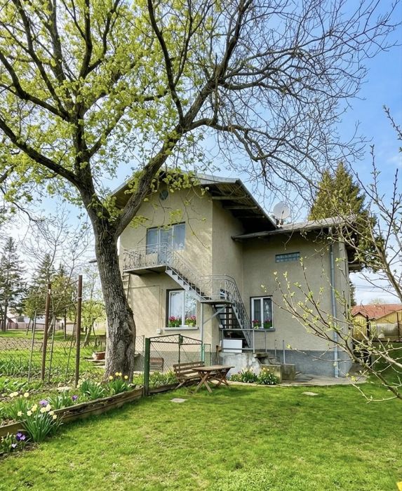 Житловий будинок поблизу м. Стрий та м. Моршин