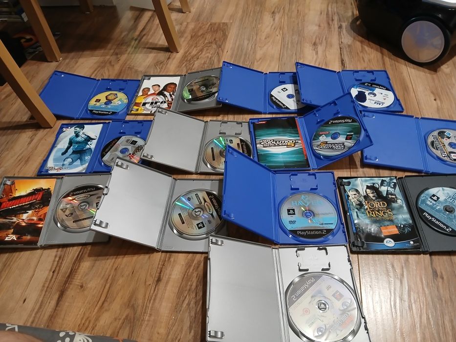 PS2 zestaw gier Resident Evil, Tekken, Fifa