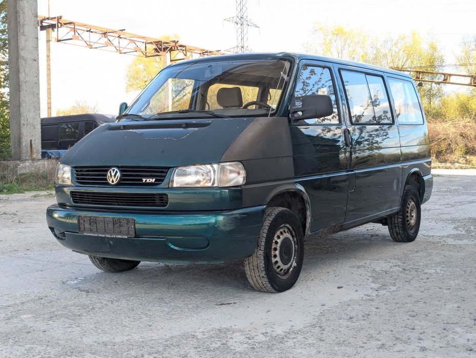 Volkswagen Multivan (T4) 2.5 TDI 75 KW Фольцваген Т4 Мультиван 2.5 дизель 75 KW