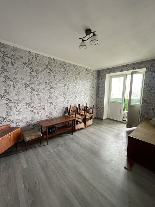 Продаж 2 кім проспект Степана Бандери