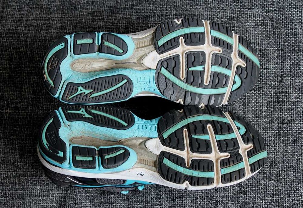 Кросівки бігові Mizuno Wave Ultima 5 Оригінал 42р