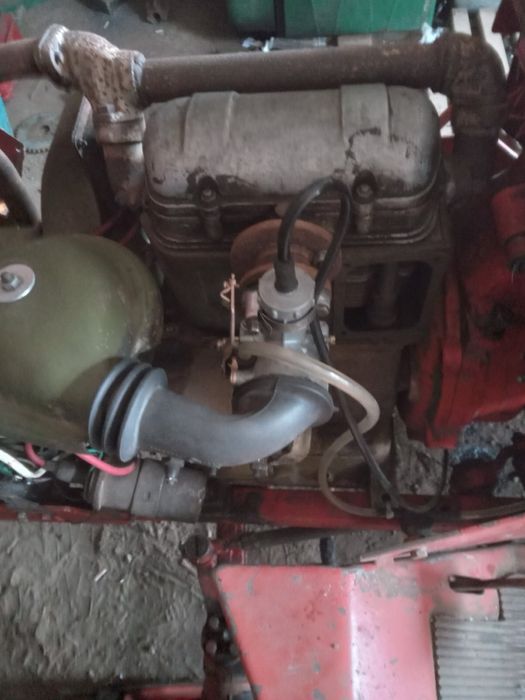 Продам хтз т 012