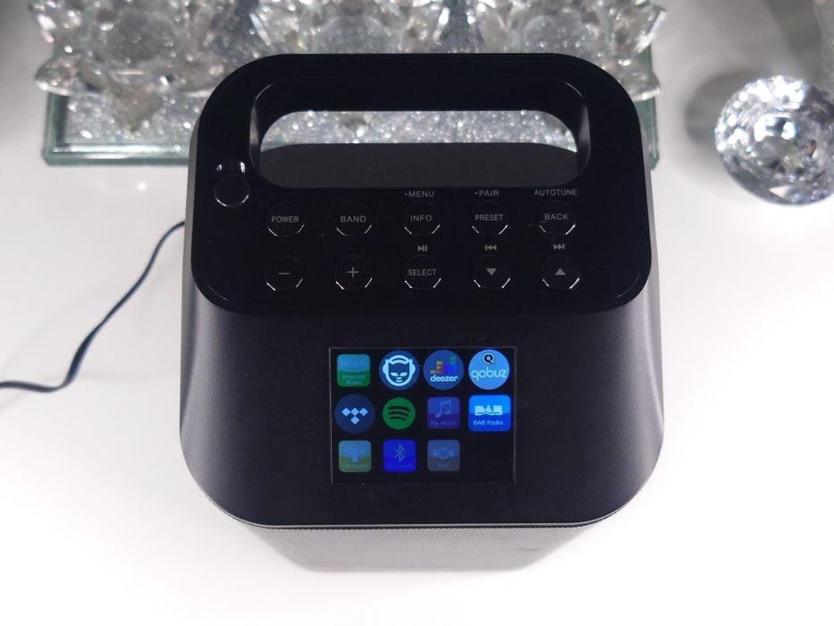 Sangean Revery R4 radio z bluetooth NFC WIFI DAB+ FM