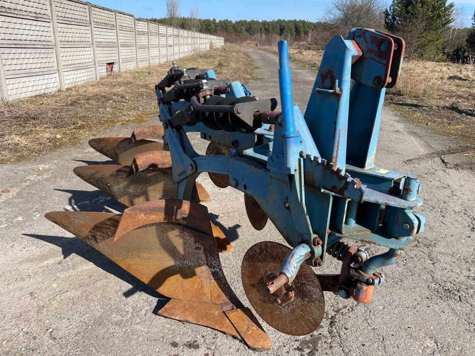 Продам Плуг 3-корпусний Overum 3-25-30-35-40 Rabe Werk Kverneland