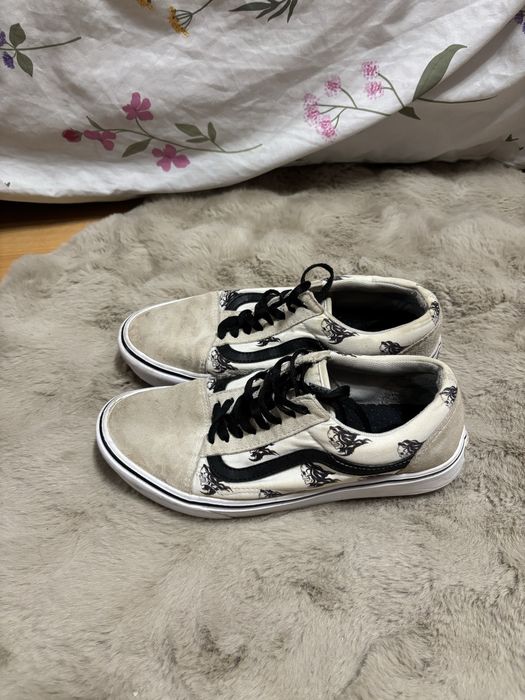 buty vans w czaszki