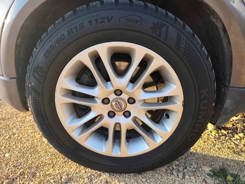 2006 Volvo XC90 2,4 дизель, автомт.  В наявності.  У Львові.  Тільки для діючих військових ЗСУ