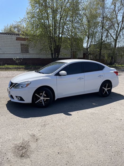 Nissan Sentra 2017 (газ-бенз)