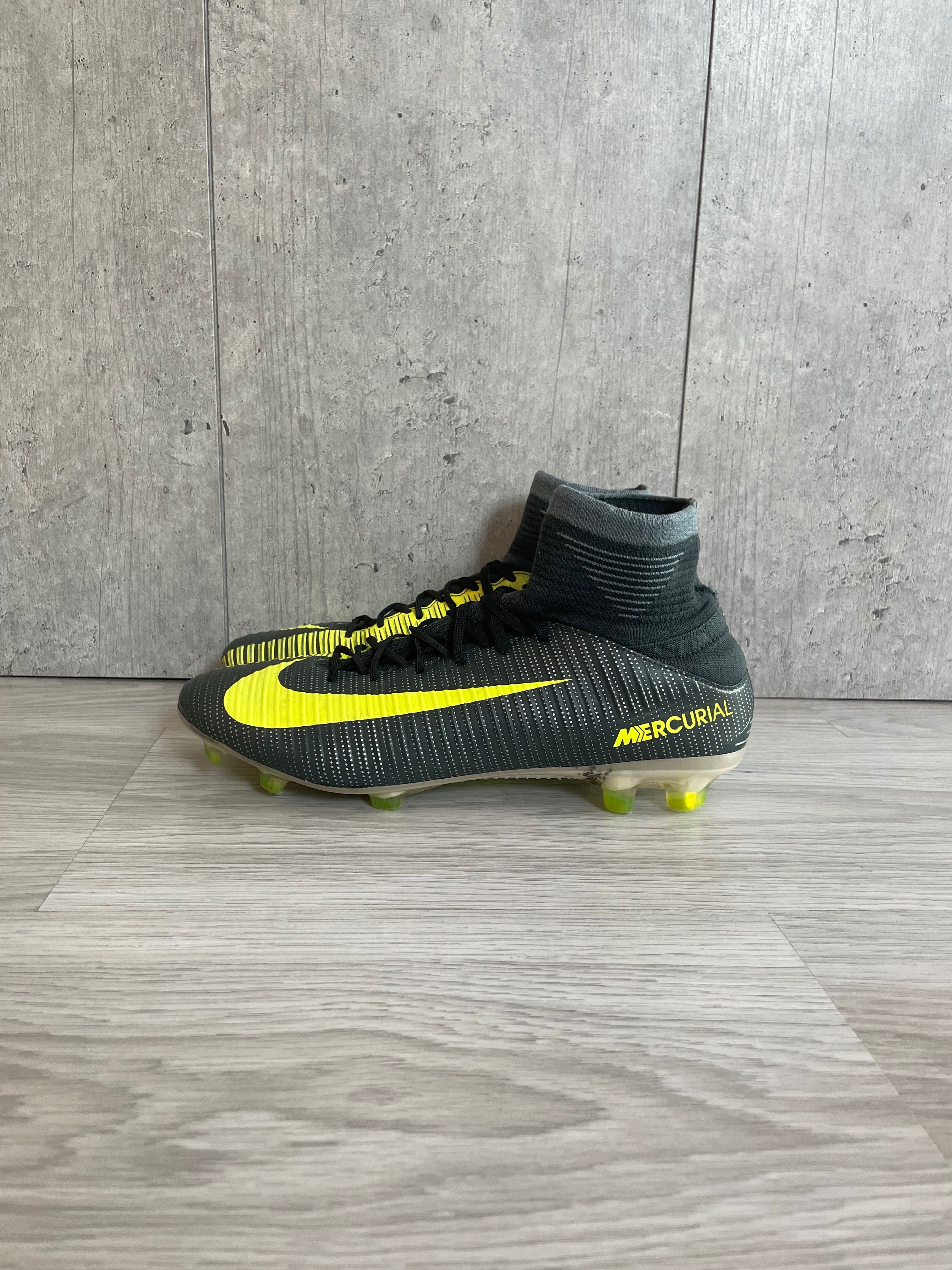 Korki Nike Mercurial Veloce III CR7 półprofesjonalne ze skarpetą 41  Regulice • OLX.pl