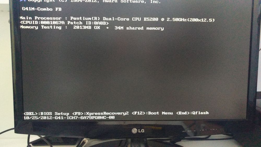 Материнская плата Gigabyte G41M Combo 775 ddr3 ddr2 + cpu E5200