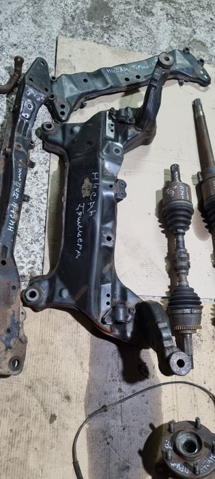 Подрамник Nissan primera p12 балка передний лыжа примера п12
