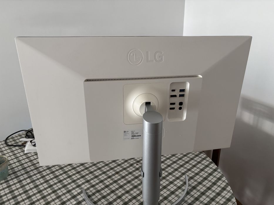 Monitor LG 27UL850-W 4K USB-C