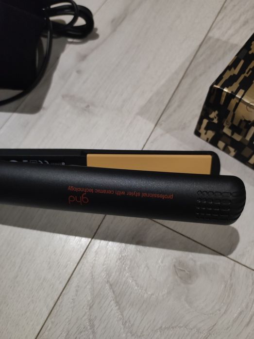 Nowa prostownica do włosów ghd IV Styler Collection czarna na prezent