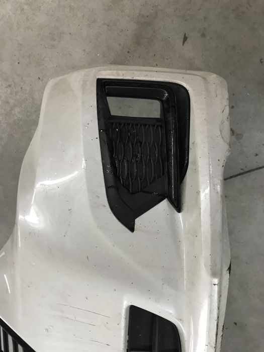 Передний бампер Subaru Impreza G14 2017 2018 2019