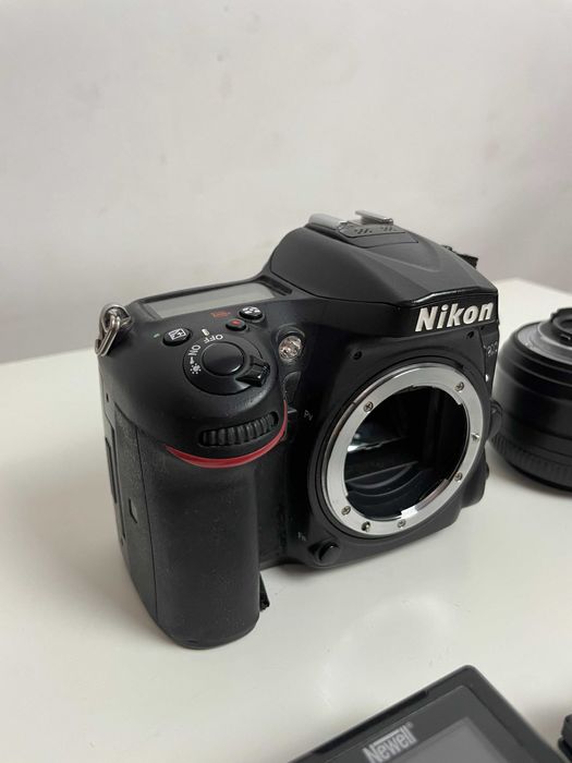 Kit Nikon D7200 + 35mm 1.8 + (oferta) 18-140mm + 2 baterias originais