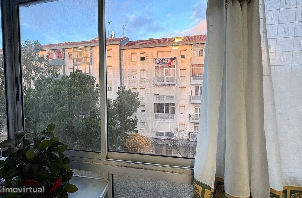 Apartamento T4 para venda