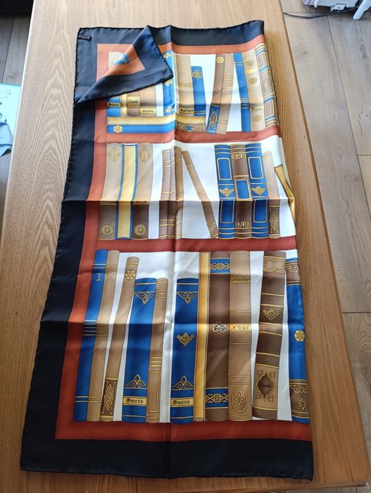 Apaszka Ascot stan bardzo dobry