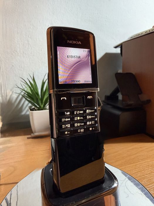 Nokia 8800 Sirocco Edition. Original.