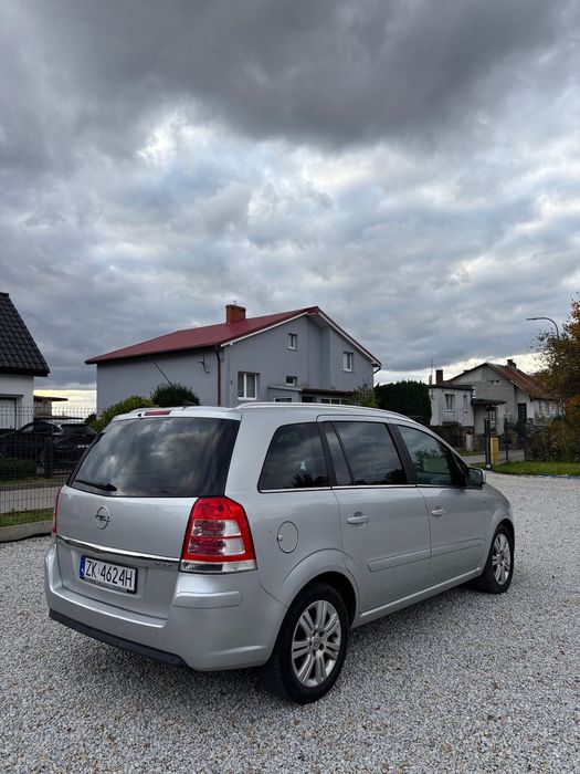 Opel Zafira Zadbany egzemplarz
