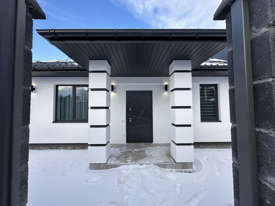 Будинок 120 м2 з ремонтом в закритому котеджному містечку. Буча