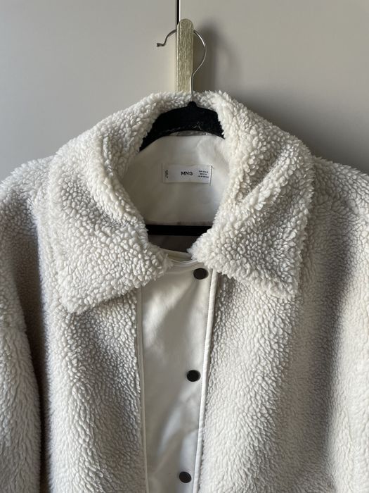 Mango куртка бомбер шерпа тедді шуба