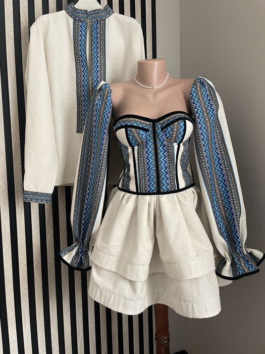 Костюм з вишивкою