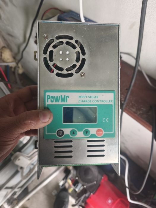 Controlador de carga mppt 24/48