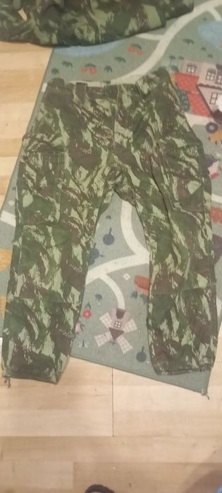 Farda militar... M