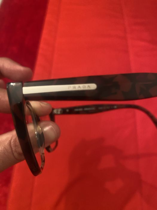 Oculos Prada em otimo estado