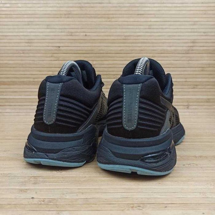 Кросівки бігові Asics GT-2000 Розмір 40 / 26 см.