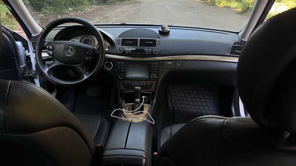 Mercedes-Benz E-Class 2008 VIN WDB2110201B228859 фото оголошення 6 з 8