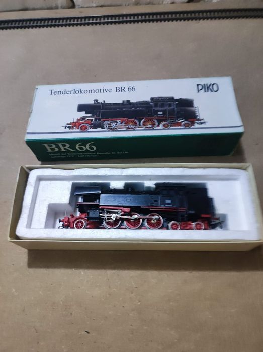 Lokomotywa kolekcjonerska parowóz H0 Piko sprawna stan bdb